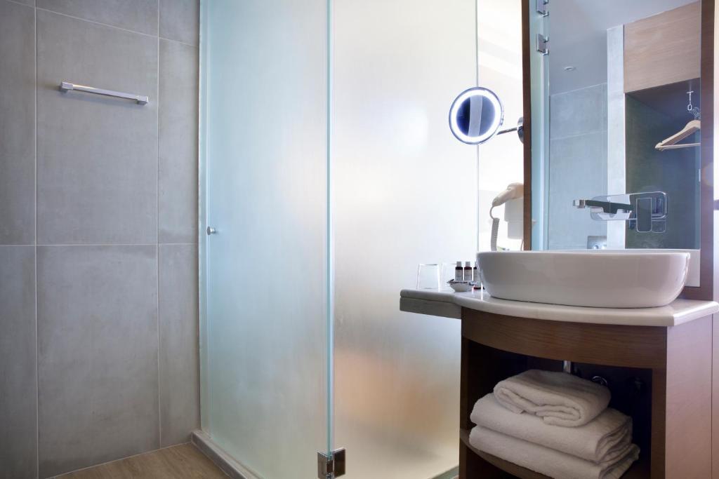 Wyndham Athens Residence Экстерьер фото
