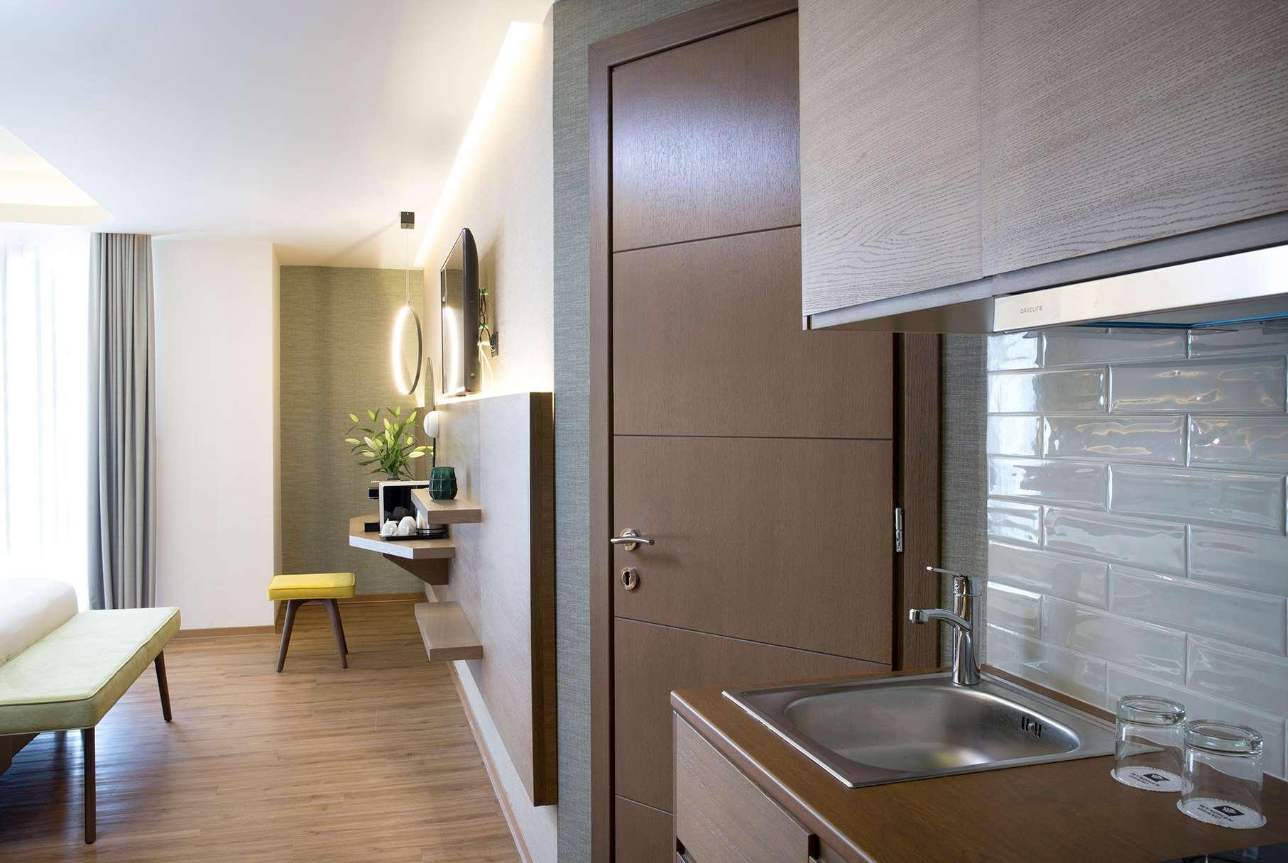 Wyndham Athens Residence Экстерьер фото