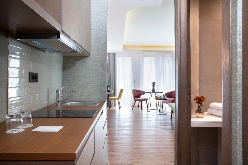 Wyndham Athens Residence Экстерьер фото